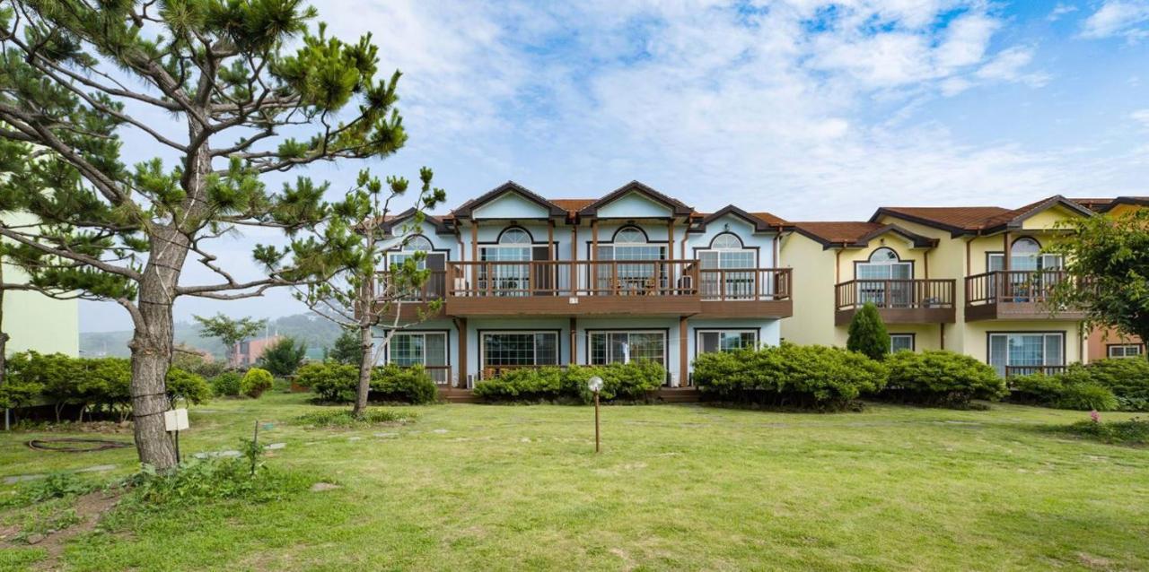 Jeju Time-Travel Pension Extérieur photo